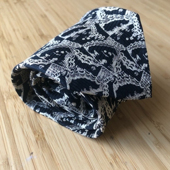 Robert Talbott for Carmel by the Sea silk neck tie - Picture 2 of 6